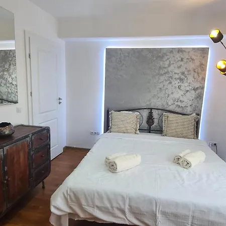 Main Square 5 Star Luxury With View 克卢日-纳波卡