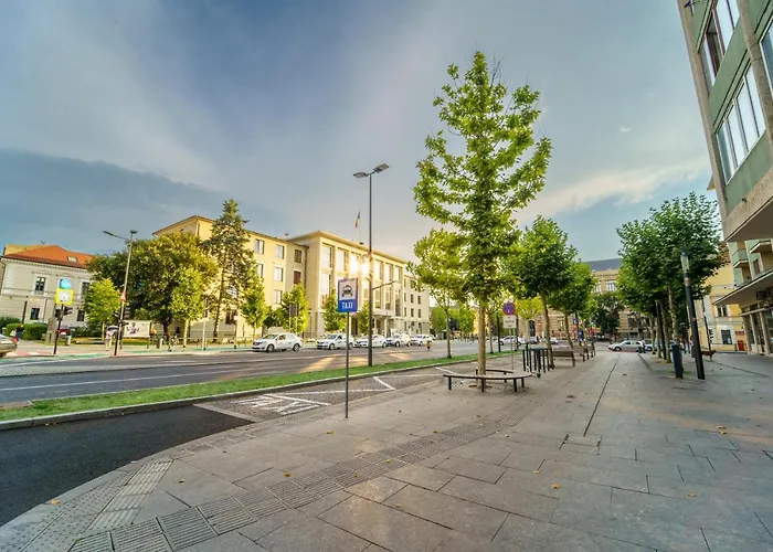 Main Square 5 Star Luxury With View