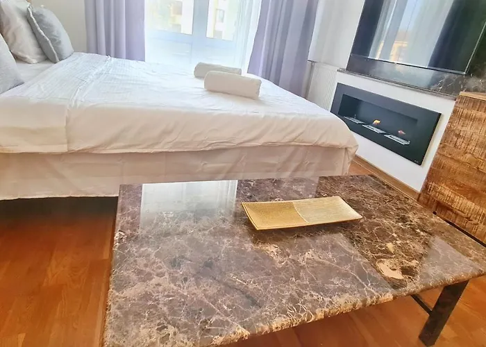 Main Square 5 Star Luxury With View Διαμέρισμα *